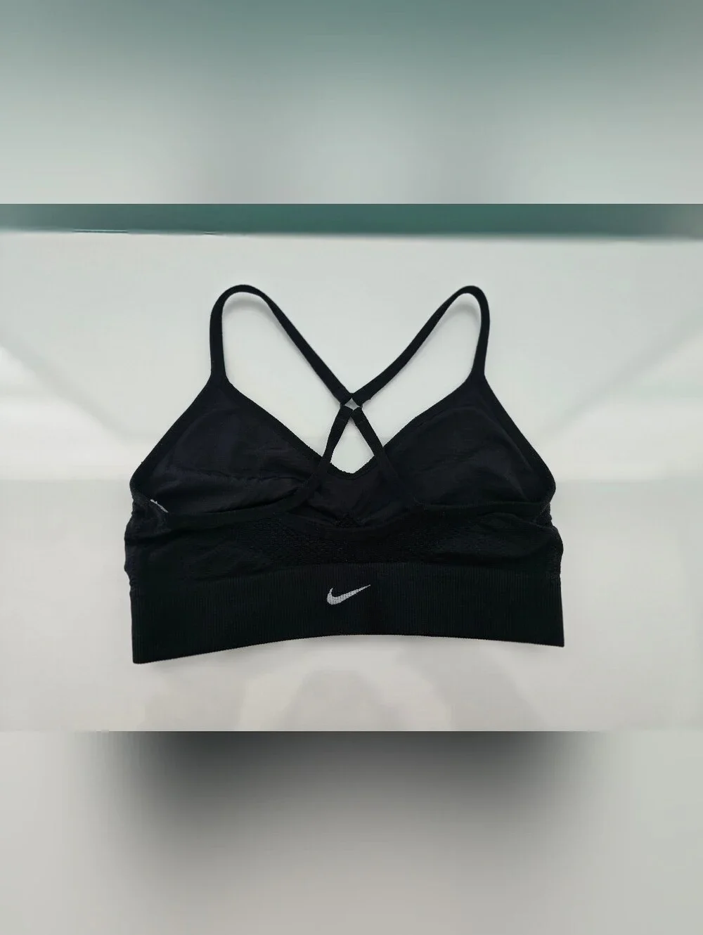 Nike Black Cross-Back Seamless Sports Bra
